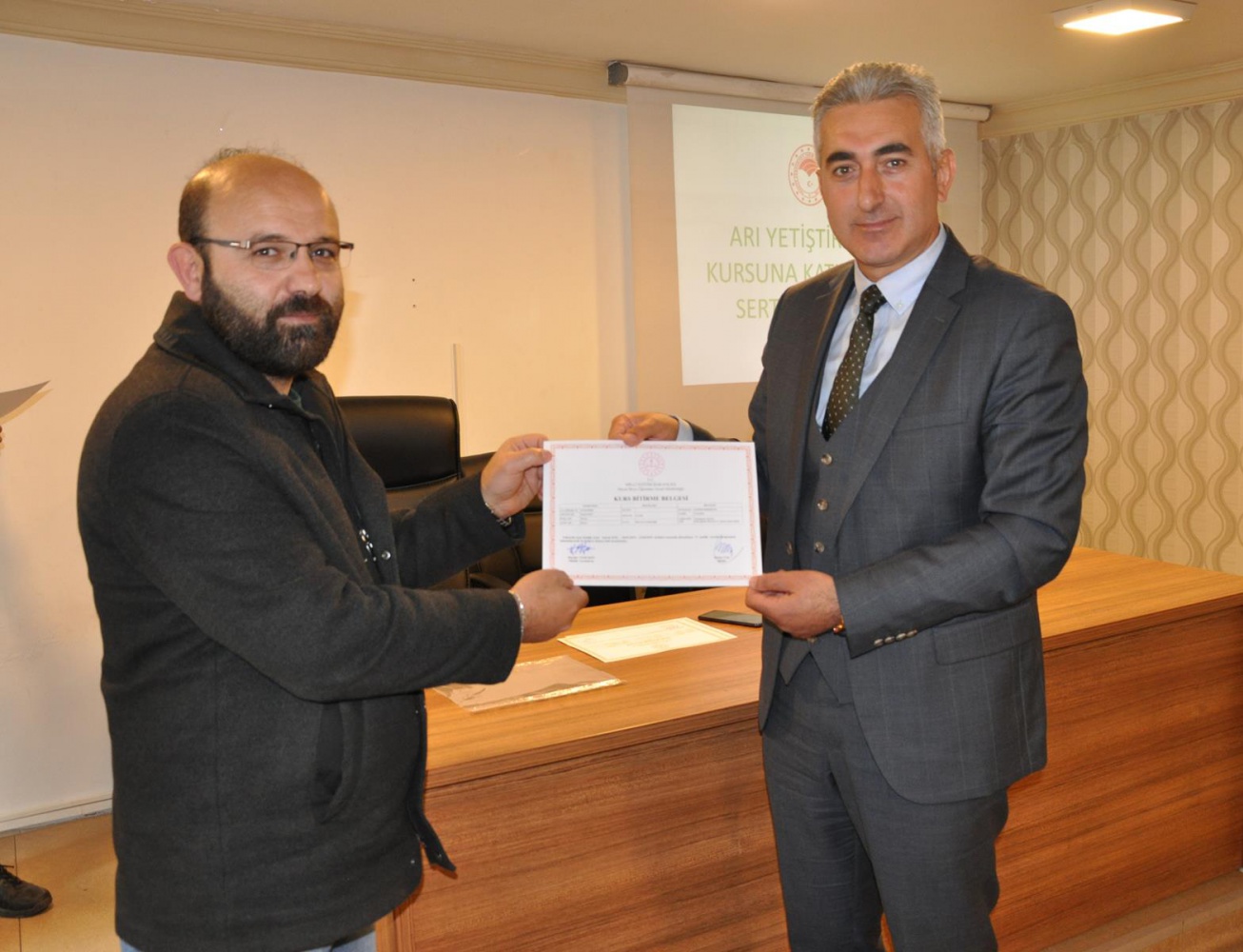 Arı yetiştiricileri sertifikalarını aldı 4