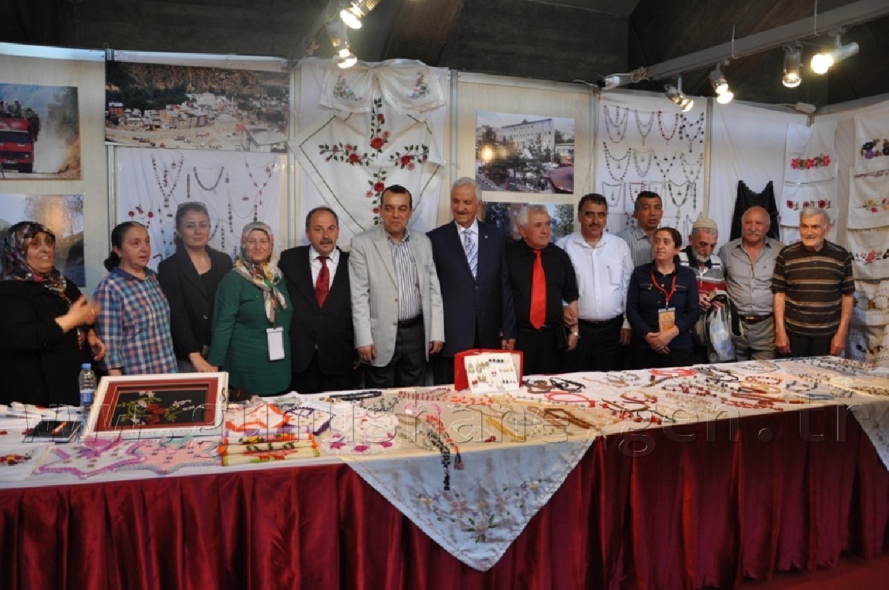 Belediye'den 5 Bin Kişiye Siron İkramı 4