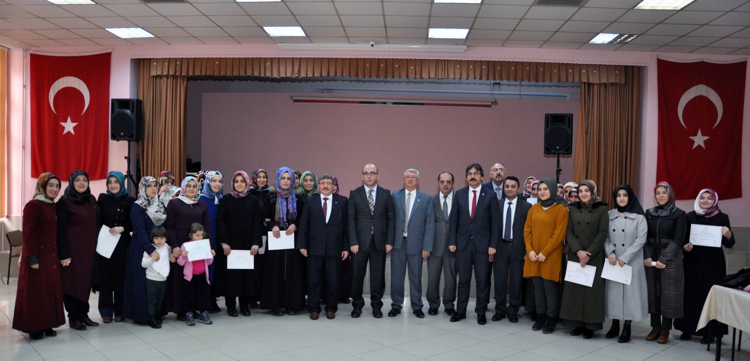 Okul Öncesi Çocuk Gelişimi ve Eğitimi kursu sona erdi 22