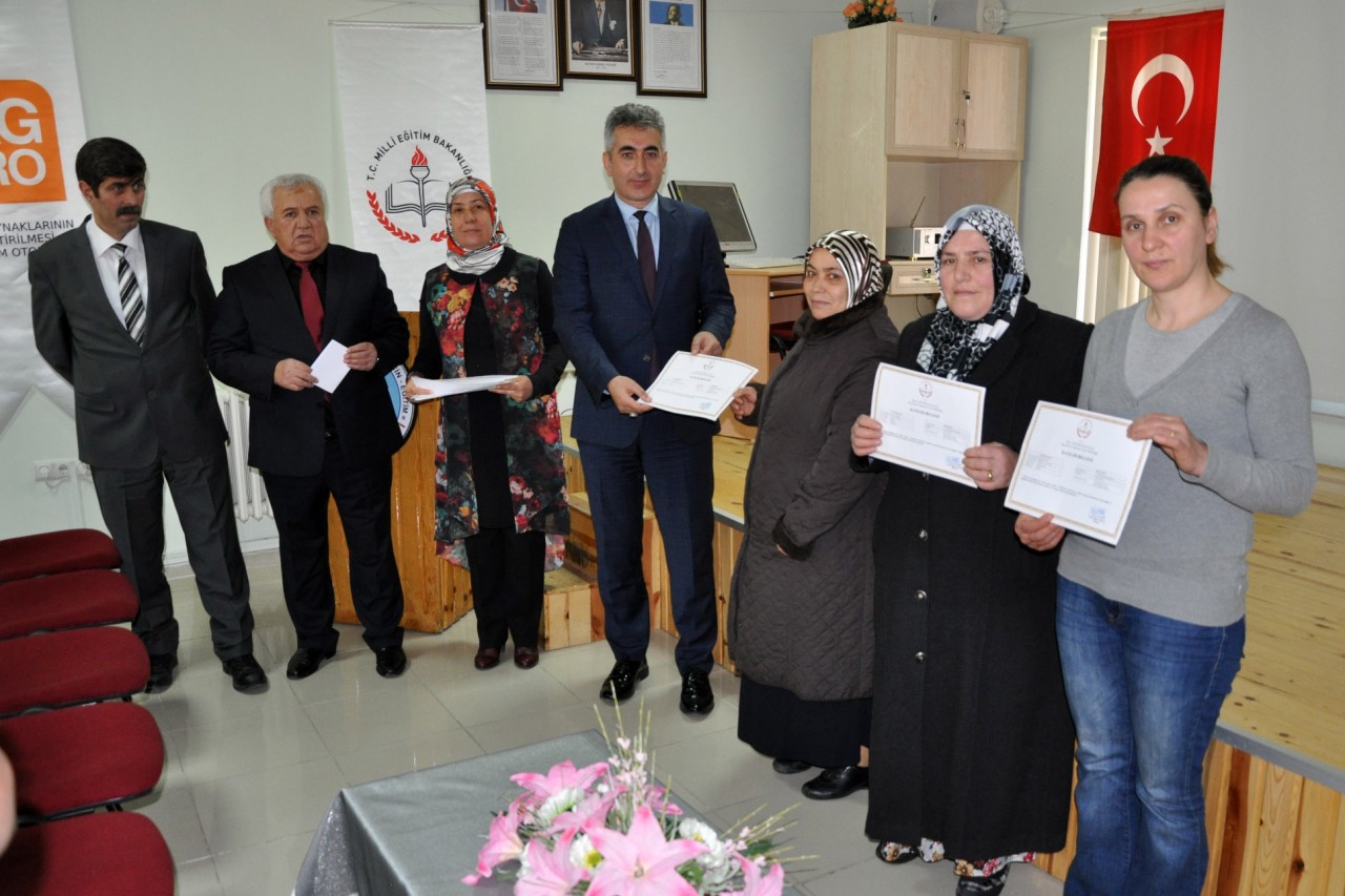 Torul’da Kadın Çiftçilere Sertifikaları Verildi 3