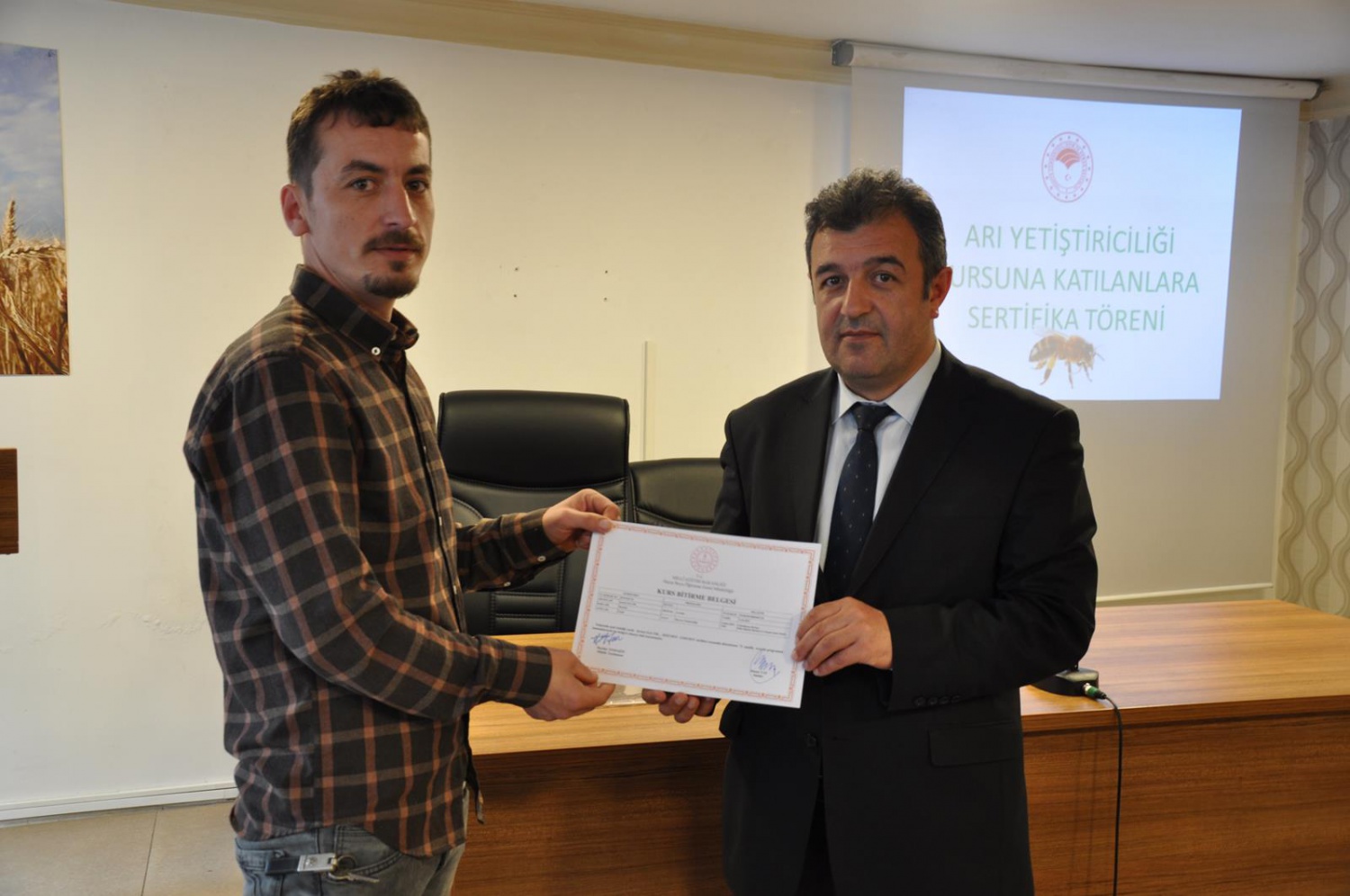 Arı yetiştiricileri sertifikalarını aldı 7