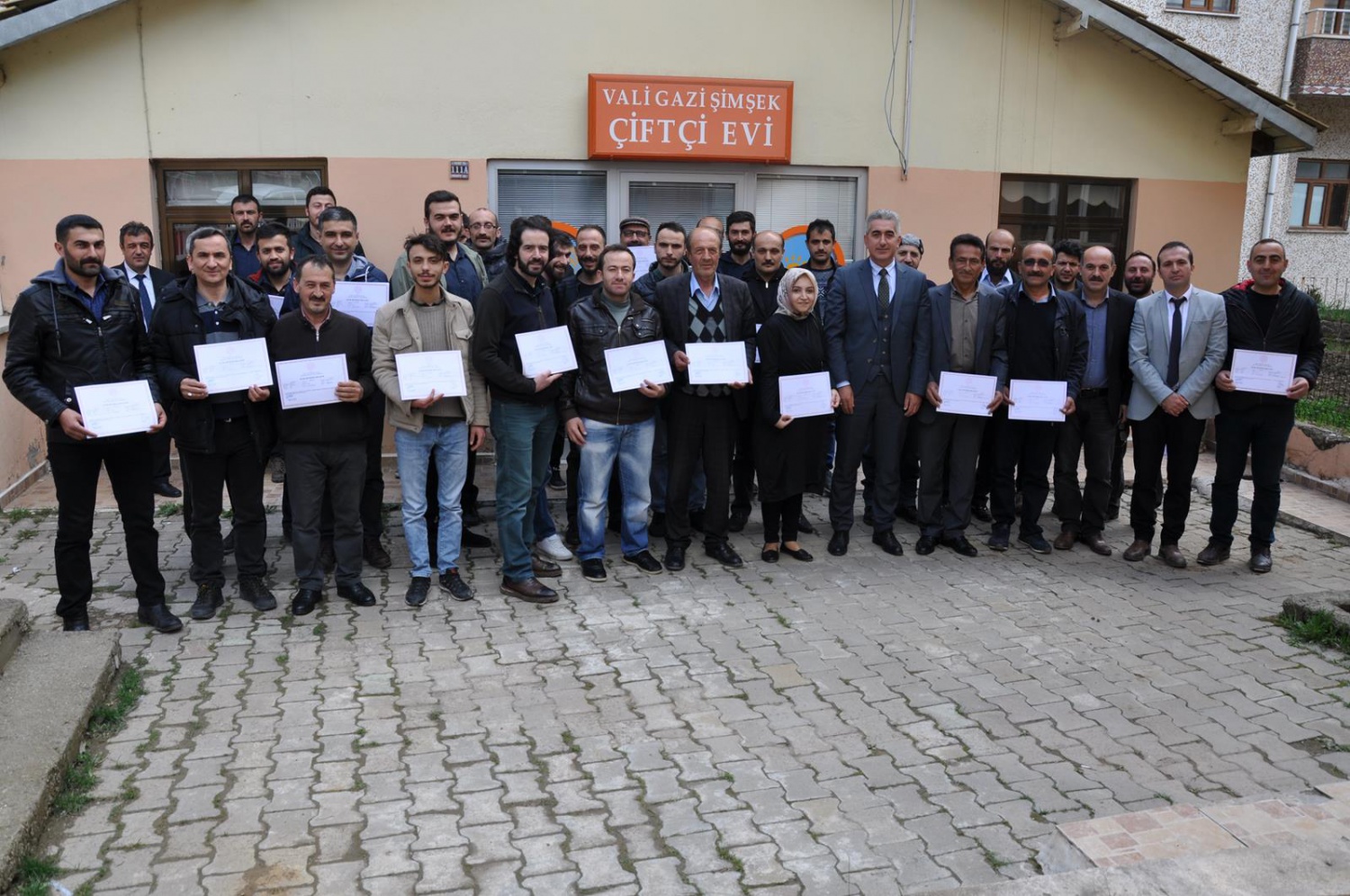 Arı yetiştiricileri sertifikalarını aldı 10