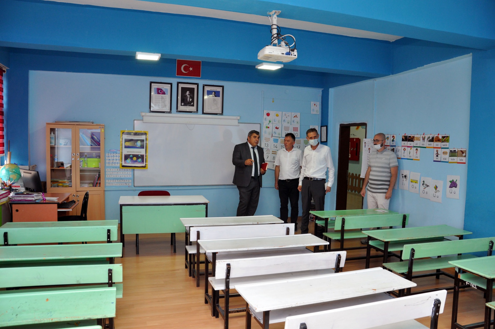 Sünnetci merkezdeki okul- kurum ziyaretlerini tamamladı 12