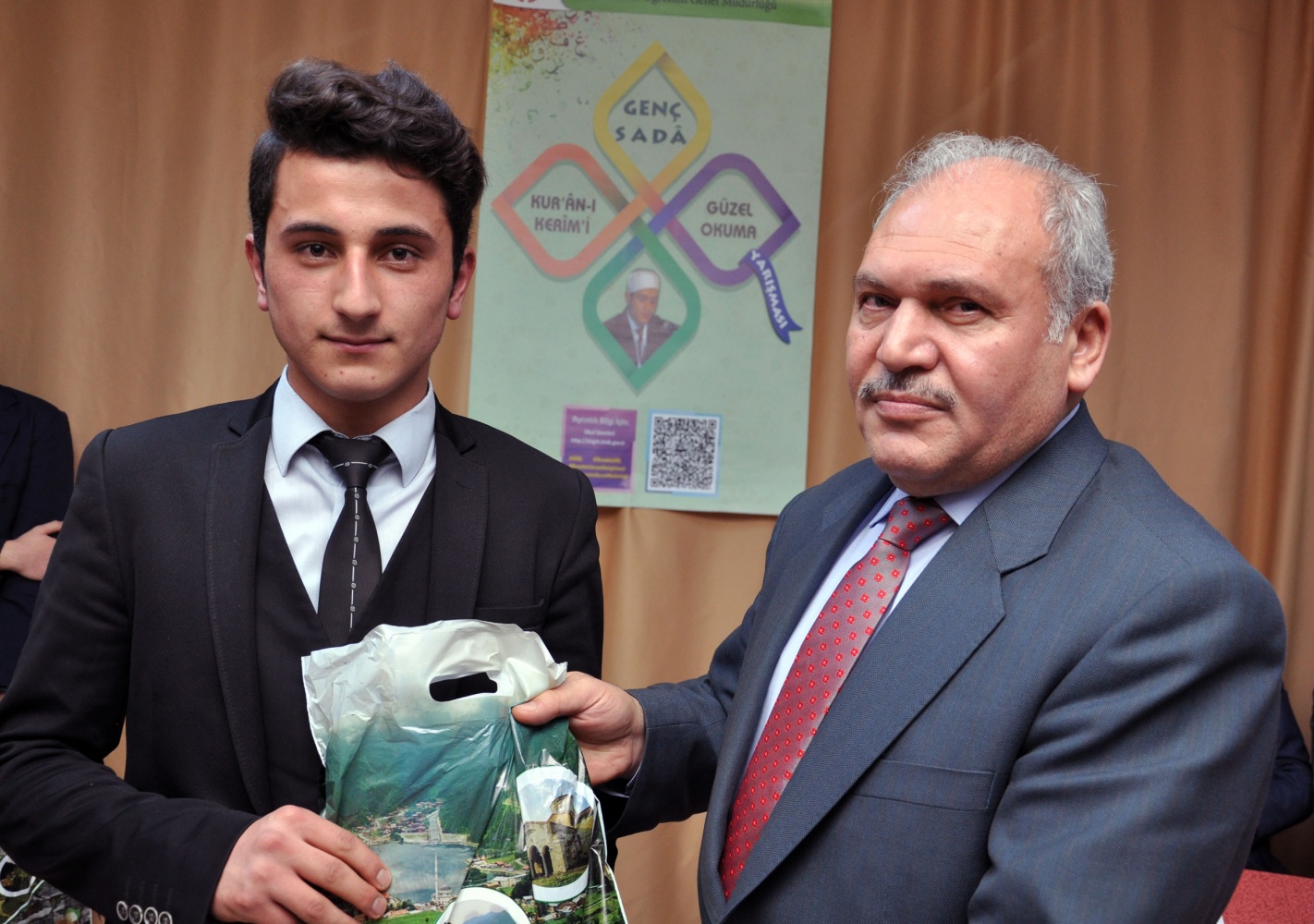 Genç Seda Kur'an-ı Kerimi Güzel Okuma Yarışması Düzenlendi 9