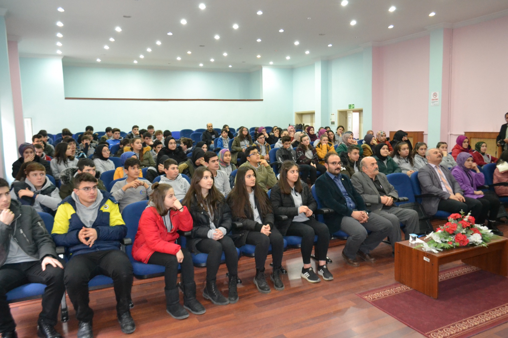 Araştırmacı-Yazar Güngör Üçüncüoğlu öğrencilerle buluştu 8