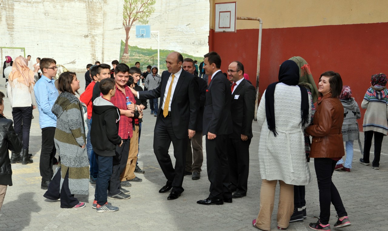 Gümüşhane’de TEOG Sınavı Sorunsuz Bir Şekilde Tamamladı 3