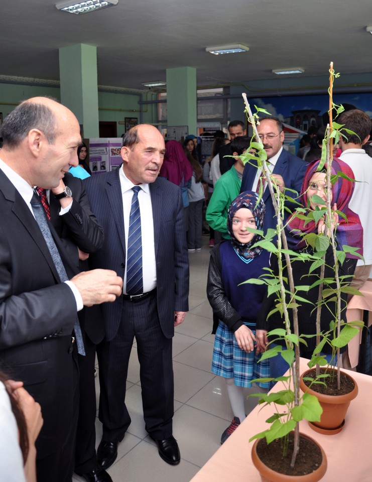 Sosyal Bilimler Lisesinde TÜBİTAK Bilim Fuarı Açıldı 6