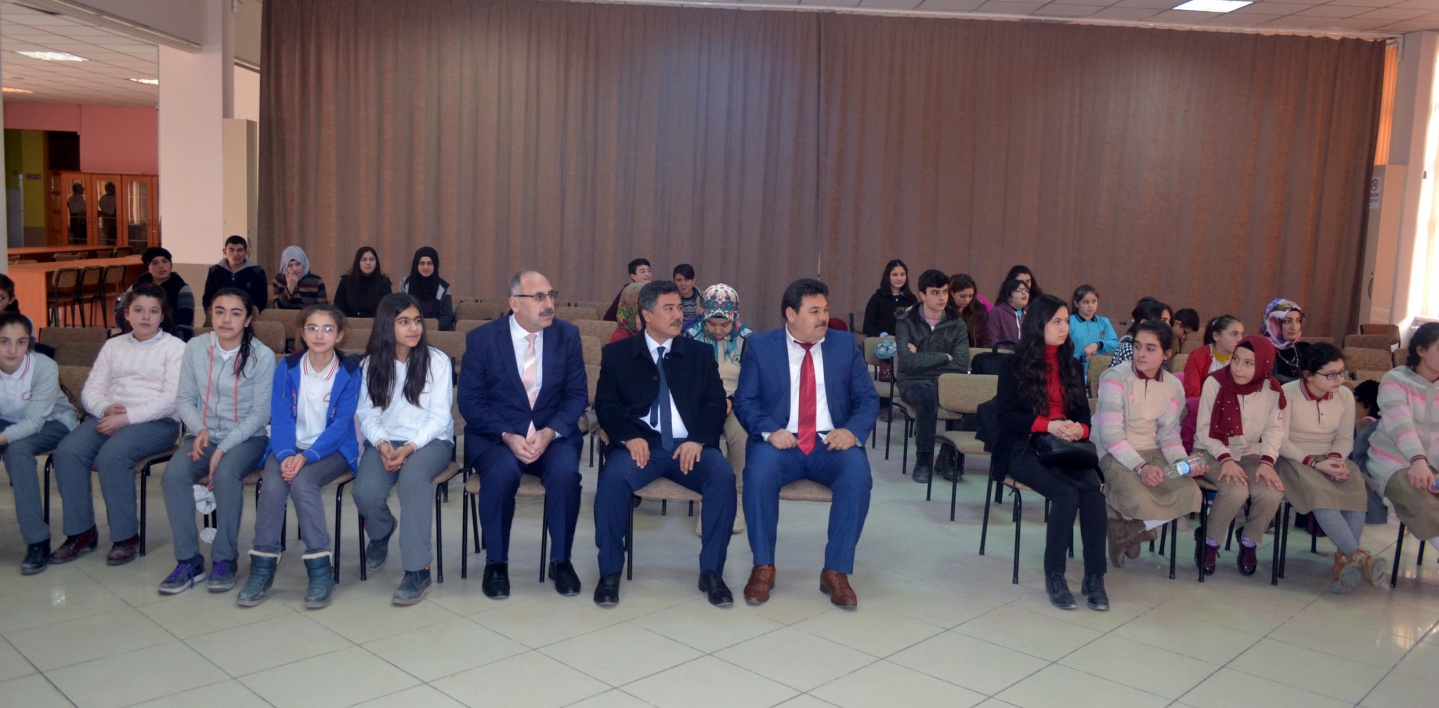 Mikrofon öğrencilerde 3