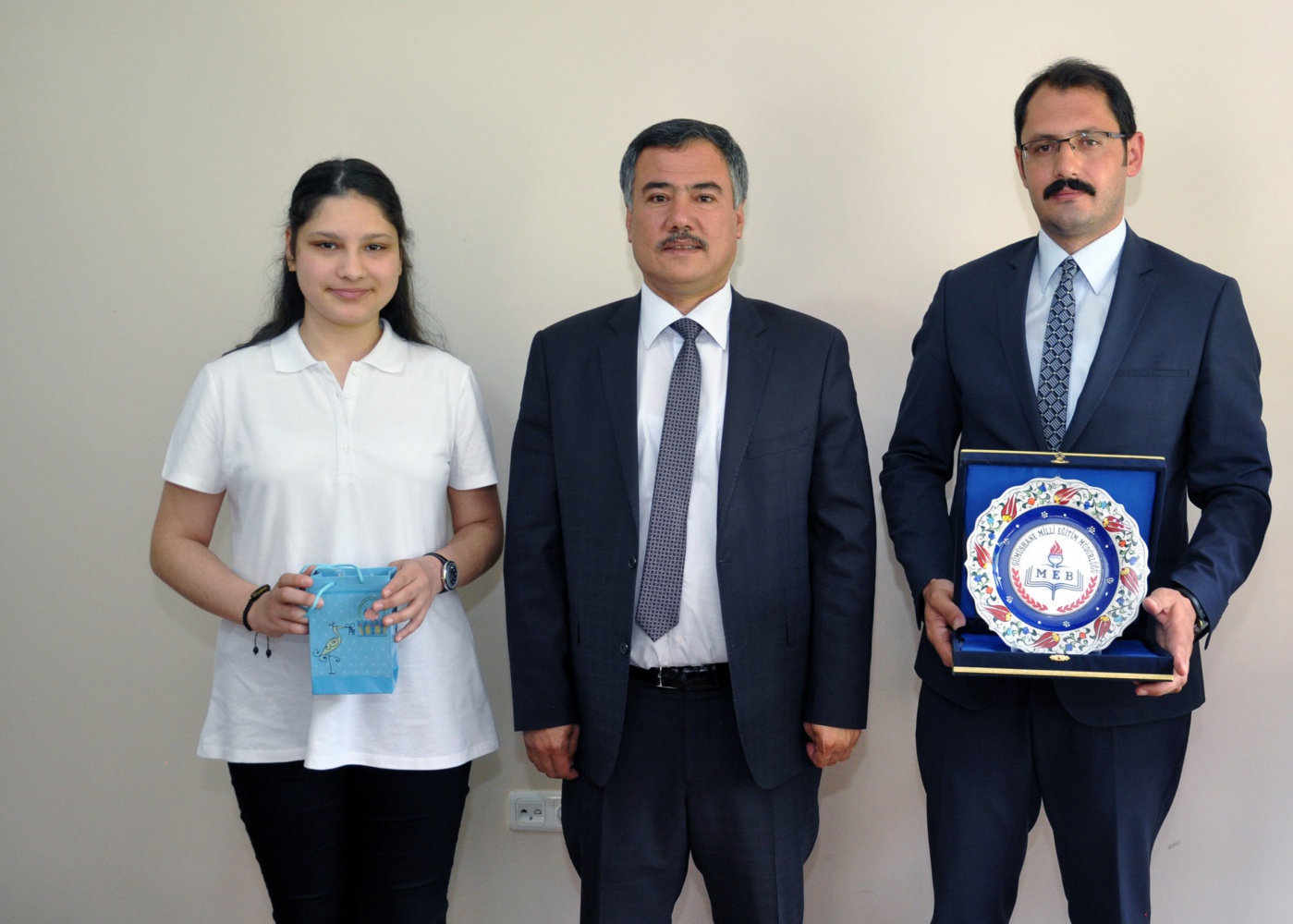 DynEd’de başarılı öğrenciler ödüllerini aldı 11