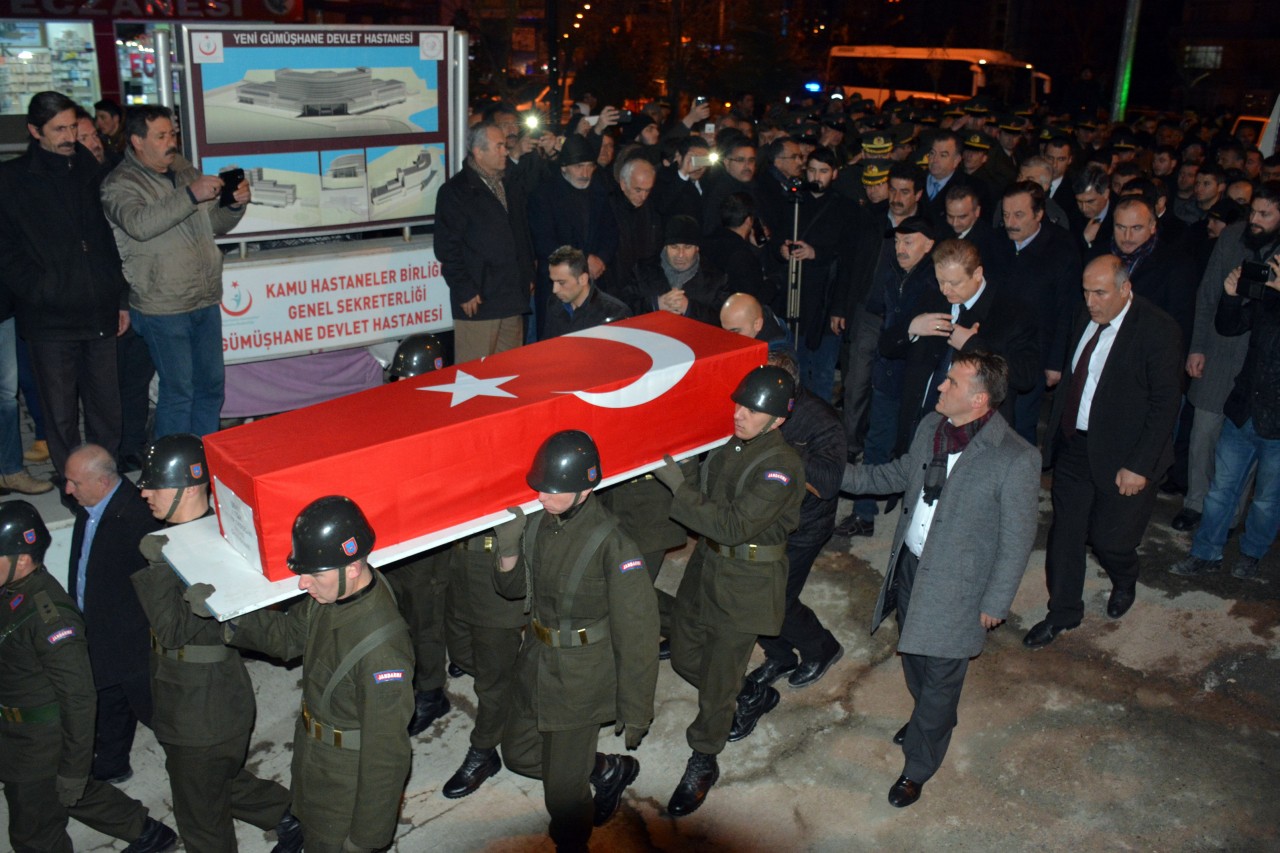 Şehidimiz baba ocağında 14