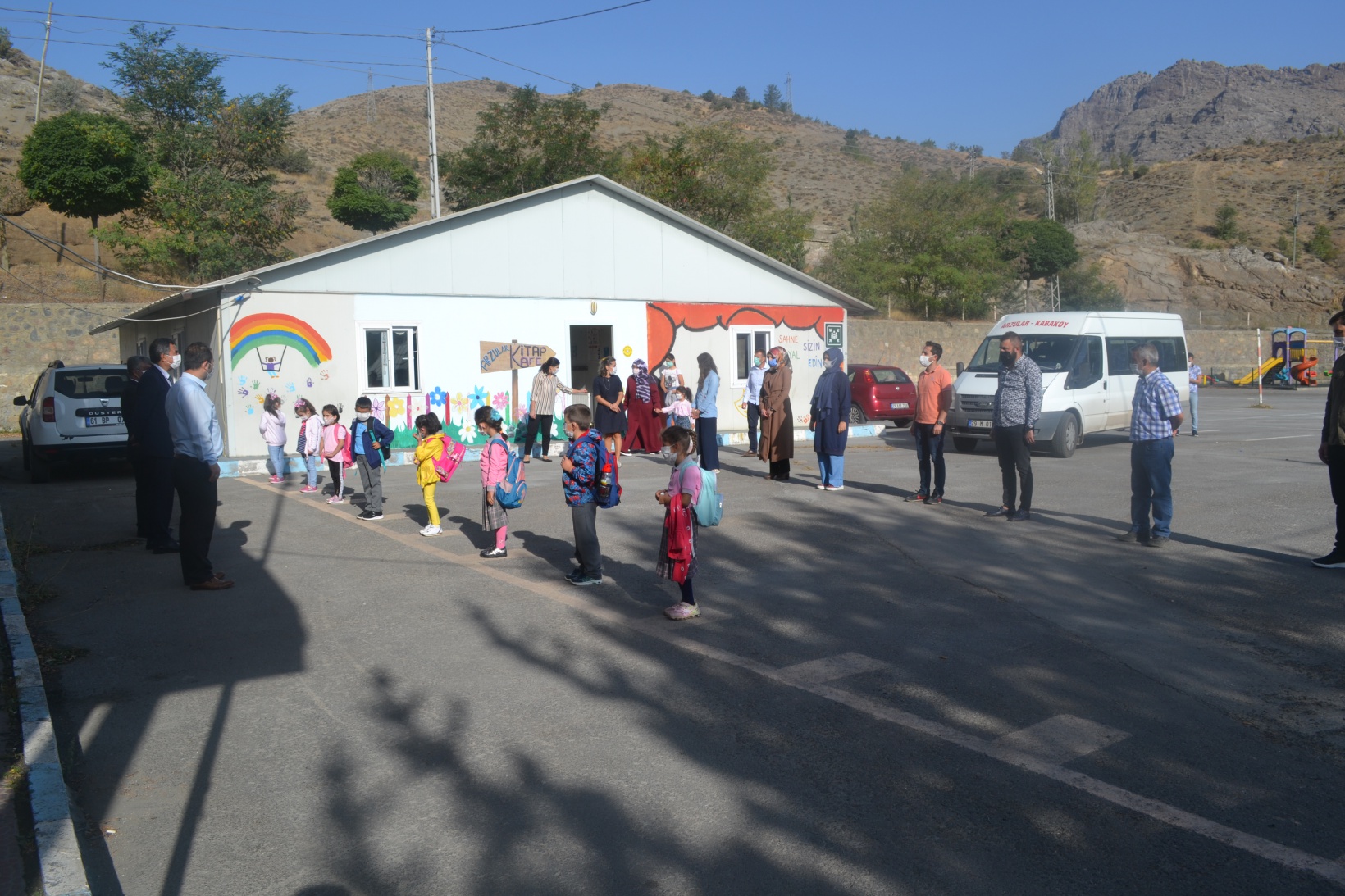 Yüze yüze eğitimde ikinci hafta başladı 9