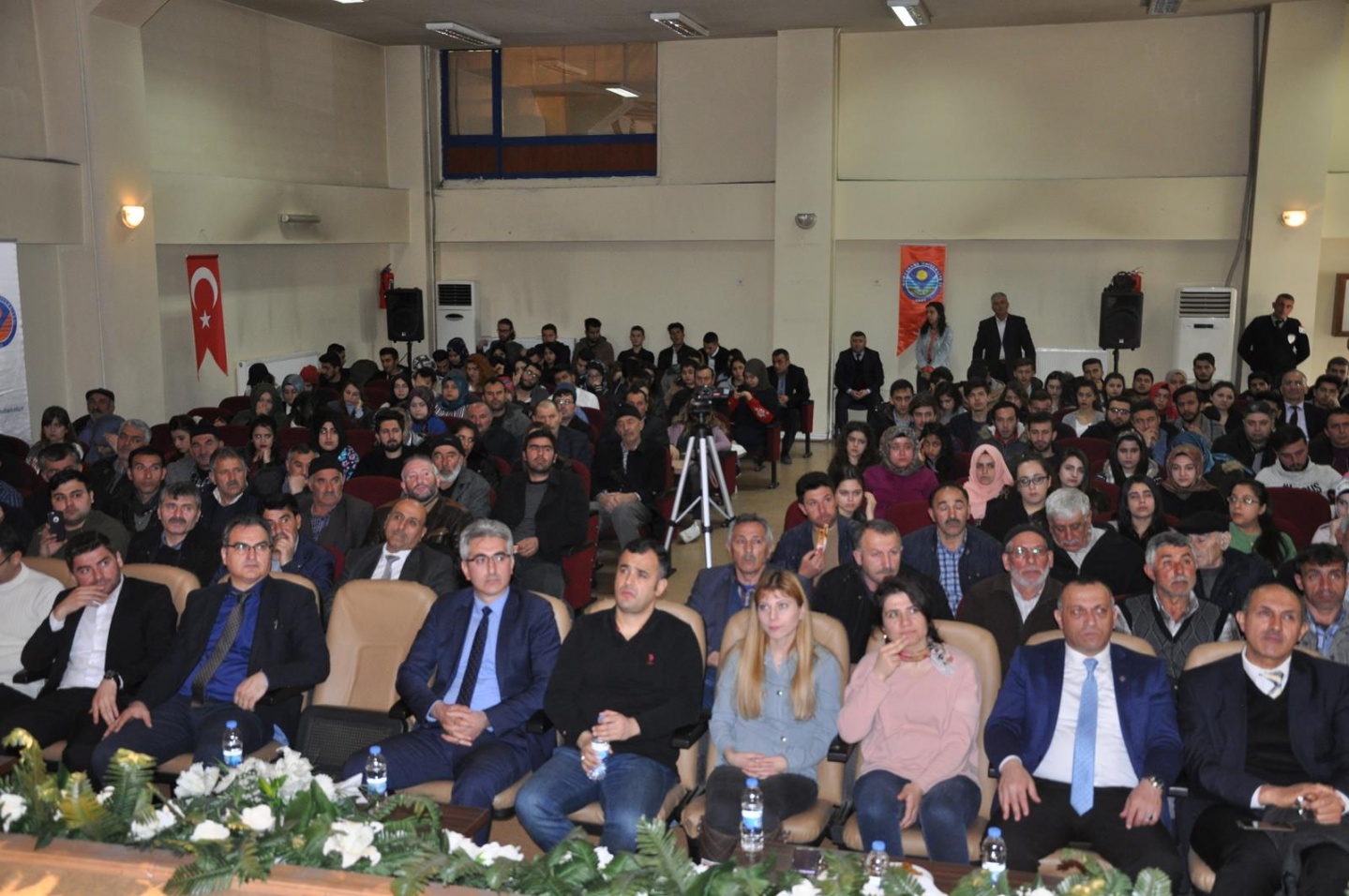 Üreticilere Buzağı Besleme ve Buzağı Kayıplarının önlenmesi eğitimi verildi 9