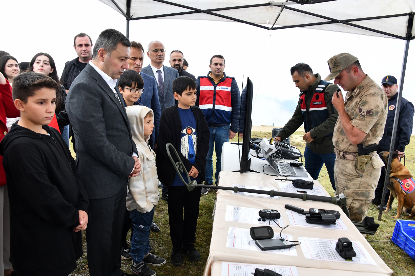 Gümüşhane'de gençler tarihi yerinde öğreniyor 9