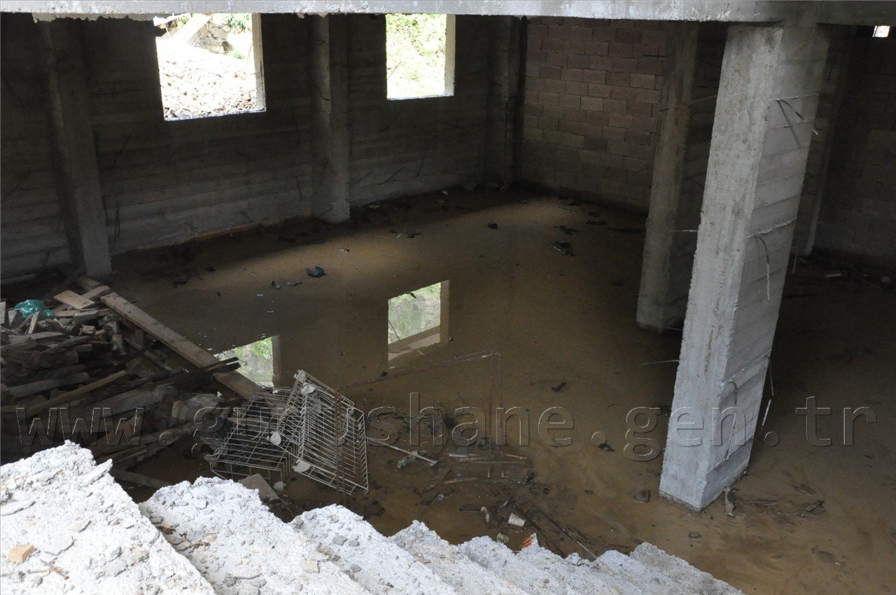 Torul’da heyelan 2