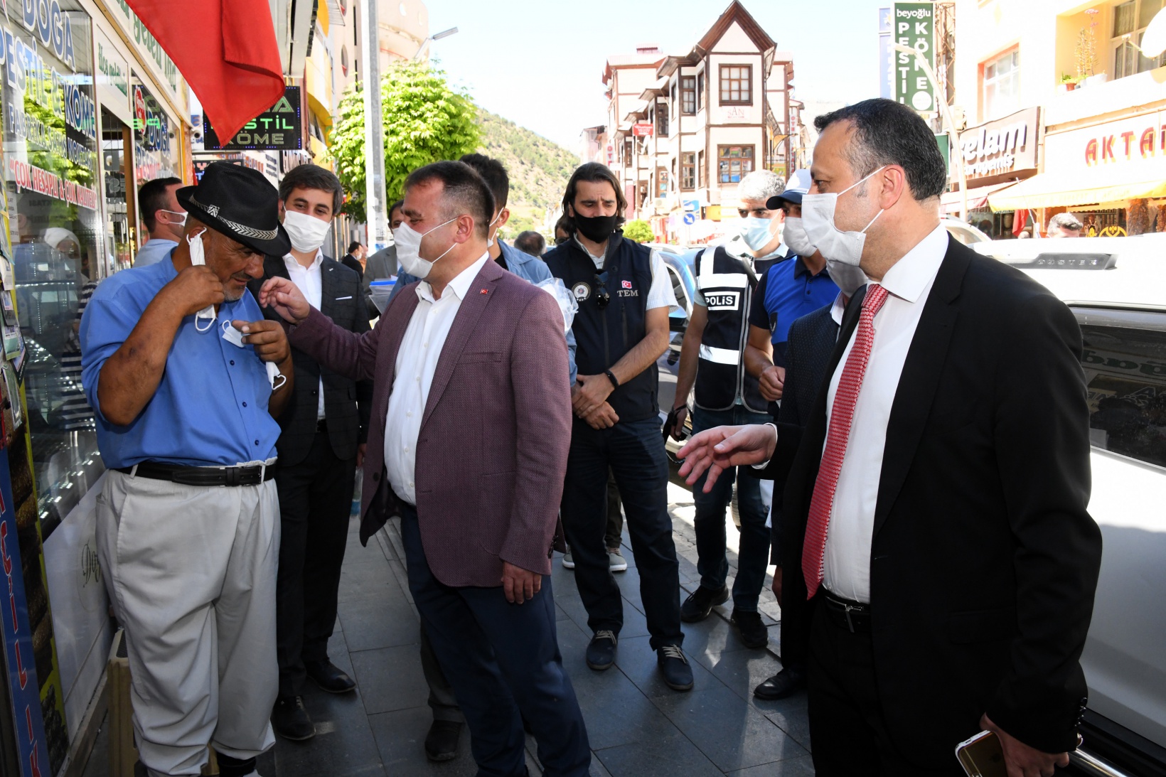 Gümüşhane’de geniş kapsamlı koronavirüs denetimi yapıldı 25