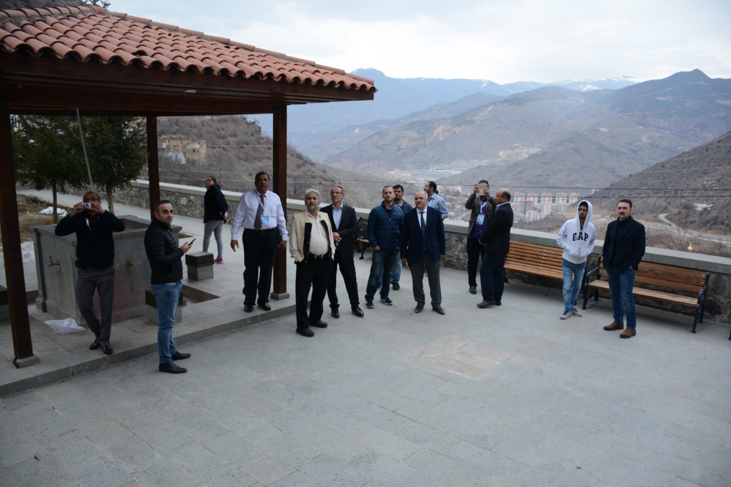 Arap acente sahipleri Gümüşhane’de 16