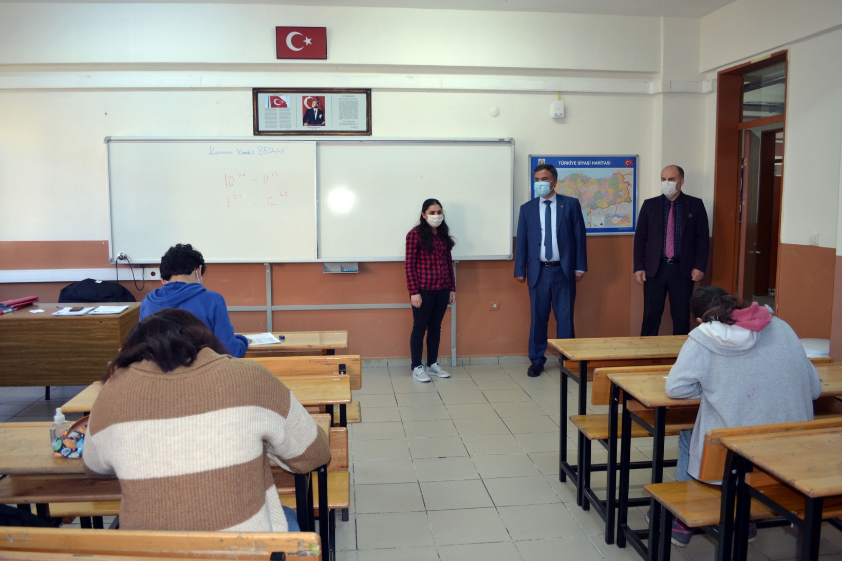 8. Sınıf Öğrencilerine Deneme Sınavı Yapıldı 2