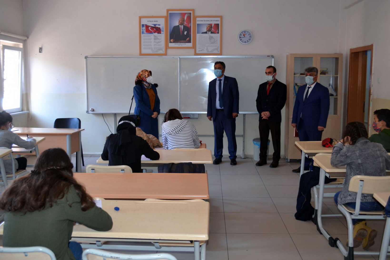 8. Sınıf Öğrencilerine Deneme Sınavı Yapıldı 8