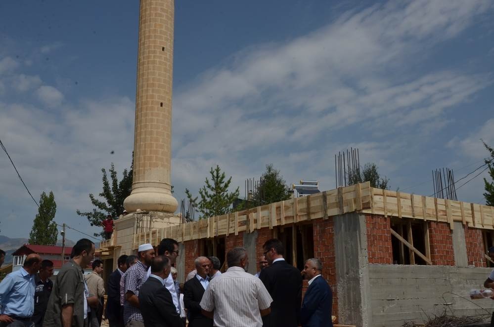 Vali Memiş Şiran köyleri ve Tomara Şelalesinde incelemelerde bulundu 5