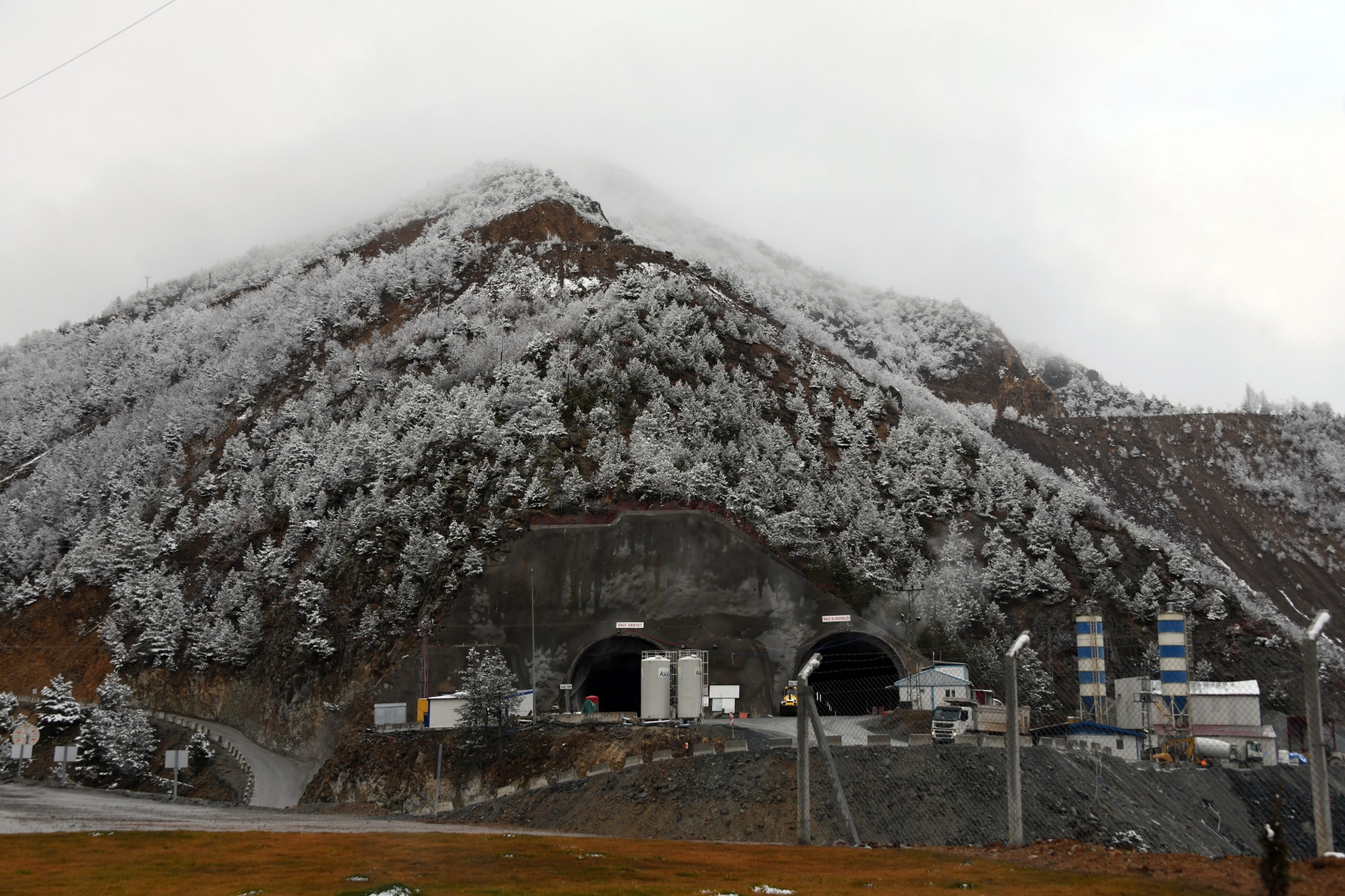 Dev projenin üçte ikisi tamamlandı 6