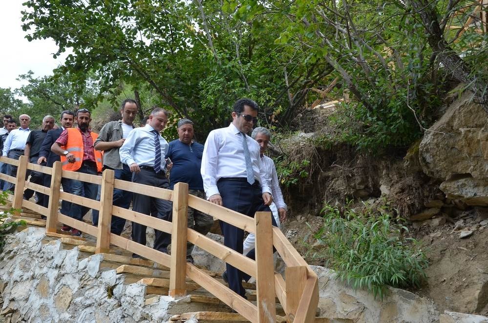 Vali Memiş Şiran köyleri ve Tomara Şelalesinde incelemelerde bulundu 17