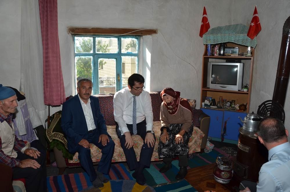 Vali Memiş Şiran köyleri ve Tomara Şelalesinde incelemelerde bulundu 22