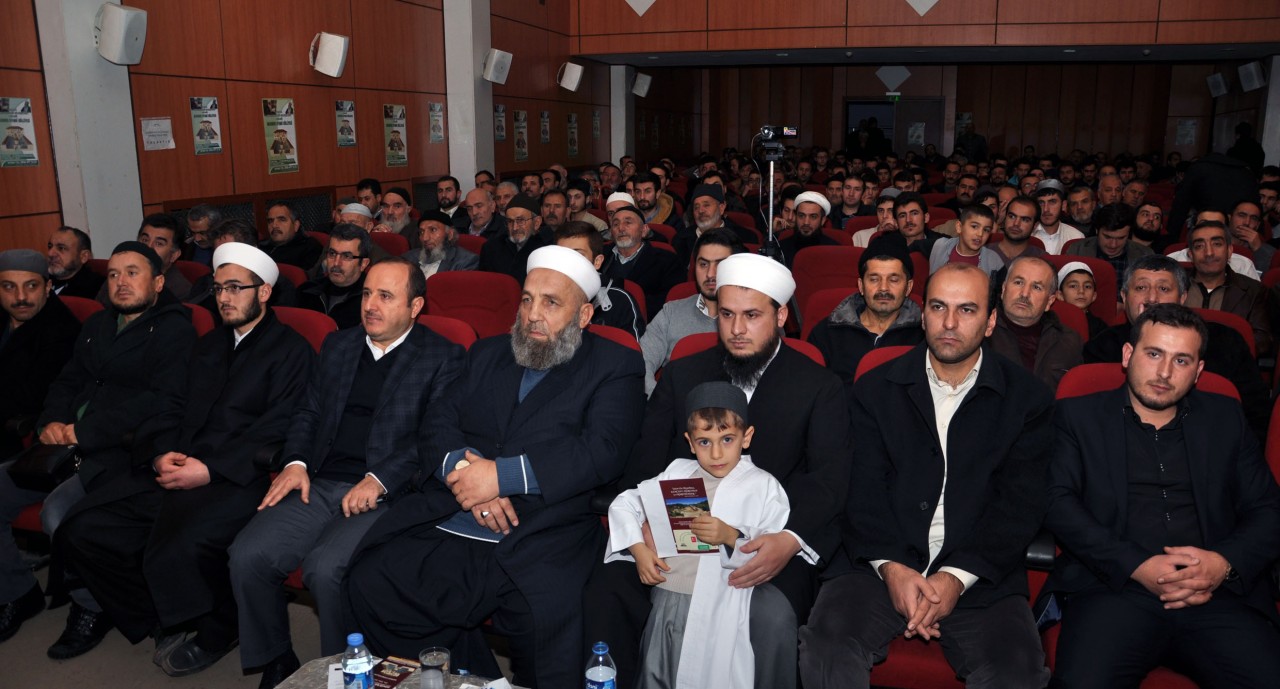 Gümüşhane’de Müslüman Kimliği Konulu Konferans Düzenlendi 1