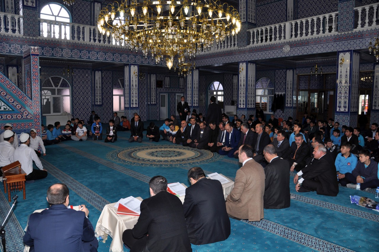 Gümüşhane’de Genç Hatipler Mimberde Hutbe Okuma Yarışması Yapıldı 5