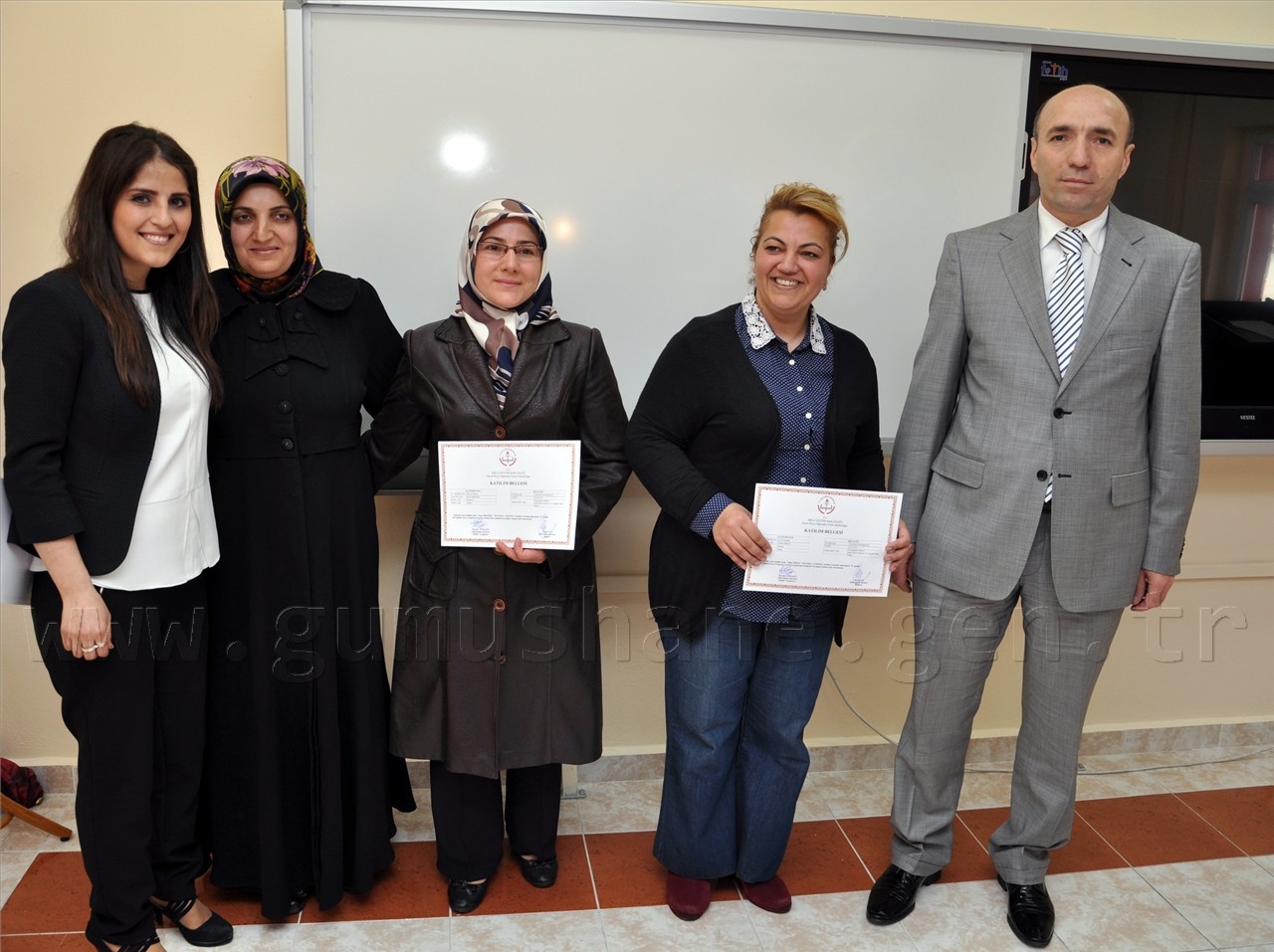 12-18 Yaş Aile Eğitim Kursu Sertifika Töreni Düzenlendi 4