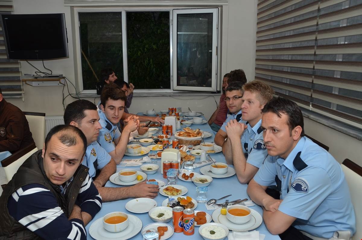 'Adeta iğneyle kuyu kazıyoruz ama bu mücadeleyi sonuna kadar sürdüreceğiz' 12