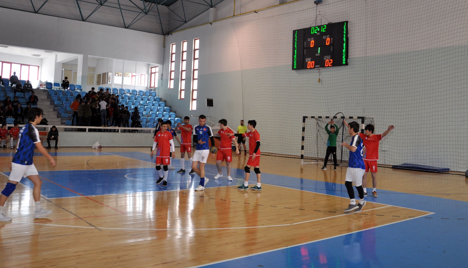 Okullar arası genç erkekler hentbol turnuvası sona erdi 2