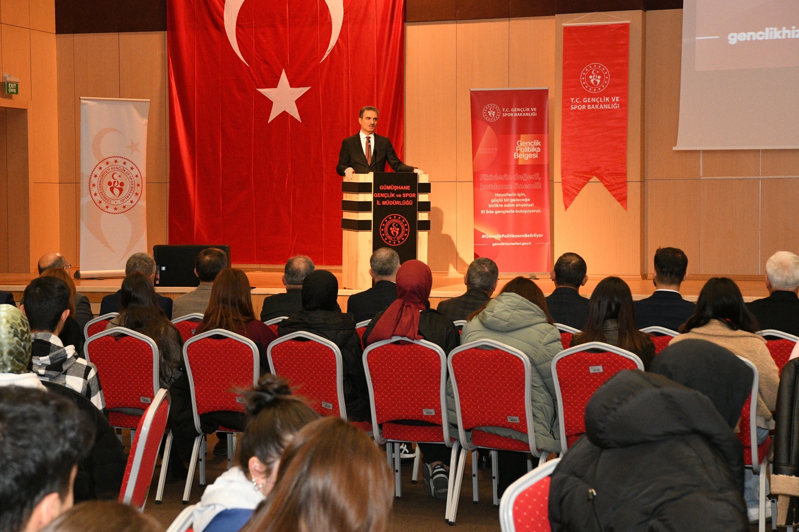 Gümüşhane’de Gençlik Politika Belgesi Çalıştayı gerçekleştirildi  21