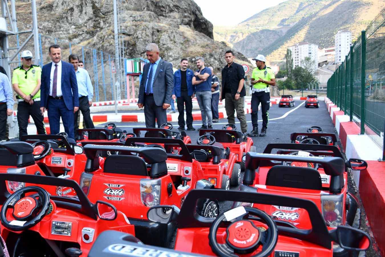 Gümüşhane’de Çocuk Trafik Eğitim Parkı tamamlandı 3