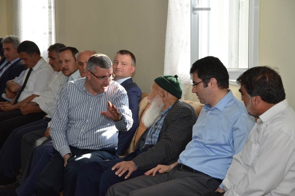 Vali ve Vekil Kelkit’te sulama barajı inşaatlarını inceledi 10