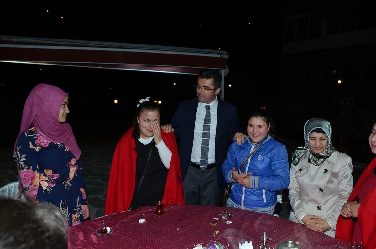 ‘Devlet, ihtiyaç duyduğunuz noktada devlet sizin yanınızda olmak zorundadır’ 12