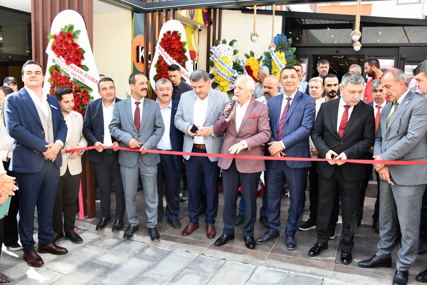 Gümüş Otel'e görkemli açılış 17