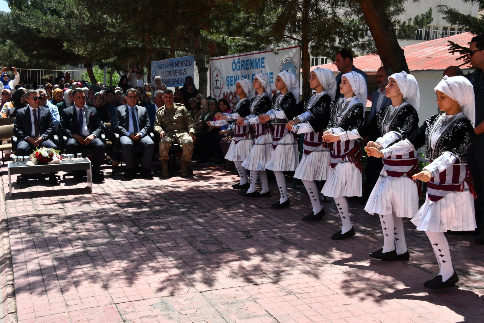Halk Eğitimi Merkezinde bir yıllık emekler görücüye çıktı 54