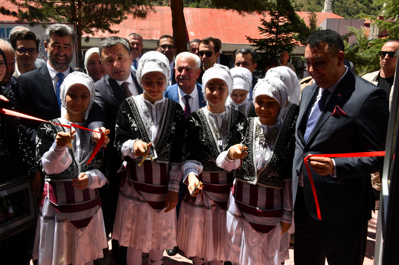 Halk Eğitimi Merkezinde bir yıllık emekler görücüye çıktı 53