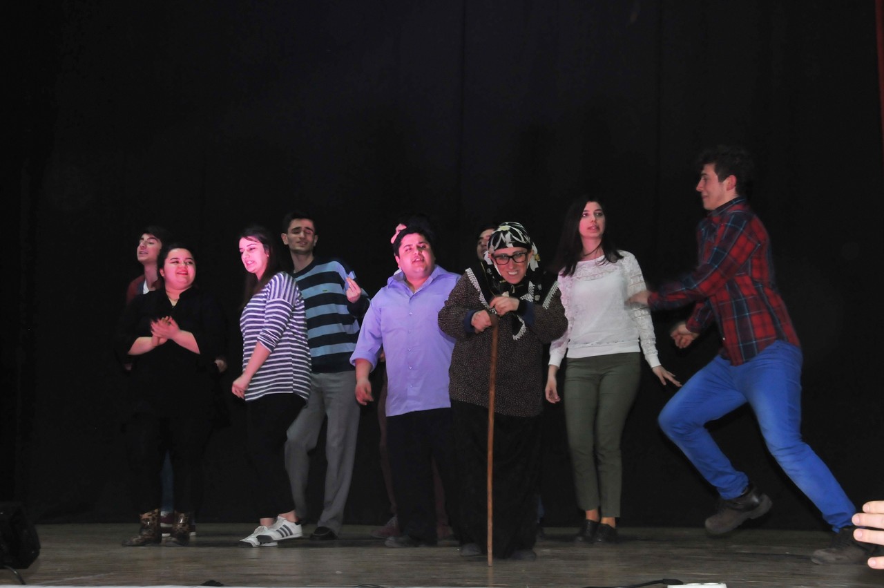 ‘Bu Bizim Hikayemiz’ sahnelendi 4