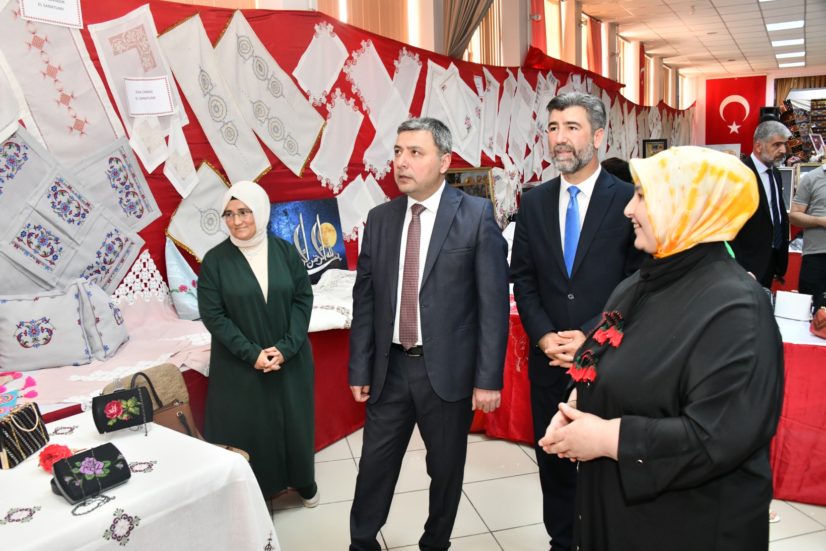 Halk Eğitimi Merkezinde bir yıllık emekler görücüye çıktı 39