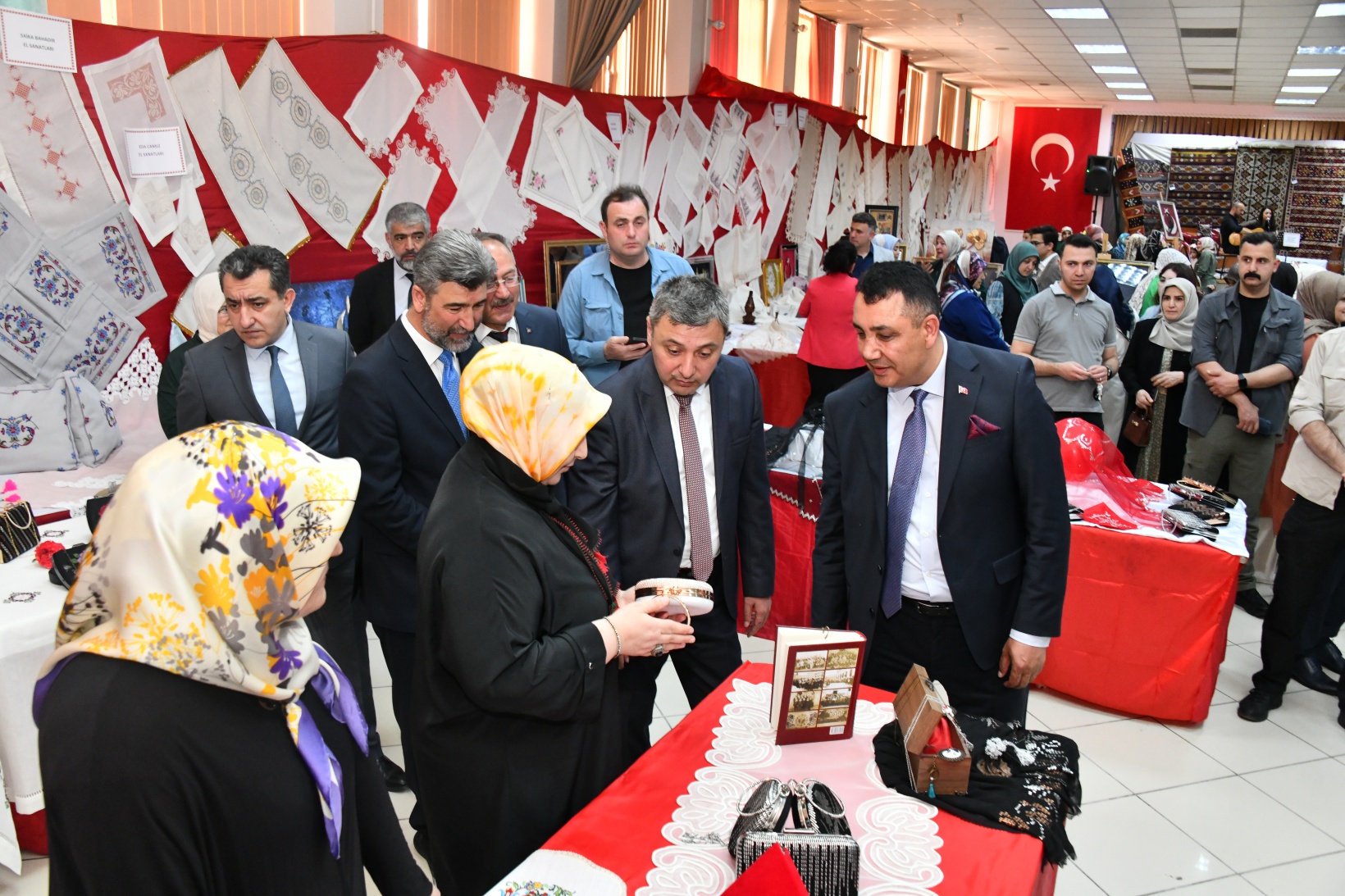 Halk Eğitimi Merkezinde bir yıllık emekler görücüye çıktı 33