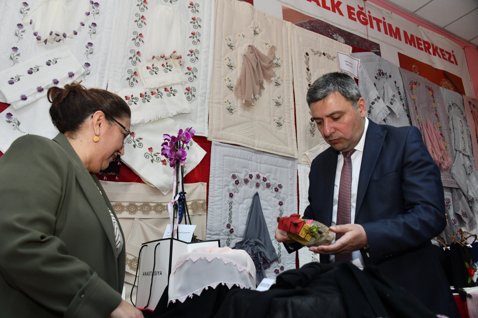 Halk Eğitimi Merkezinde bir yıllık emekler görücüye çıktı 20