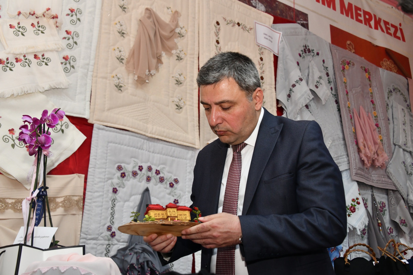 Halk Eğitimi Merkezinde bir yıllık emekler görücüye çıktı 31