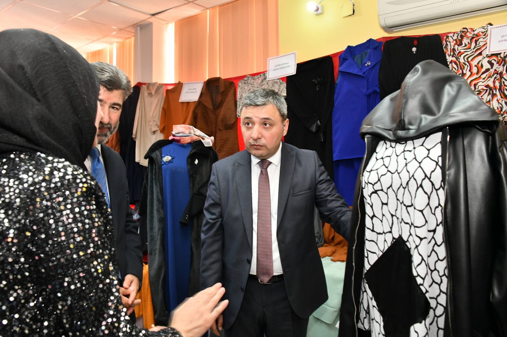 Halk Eğitimi Merkezinde bir yıllık emekler görücüye çıktı 55