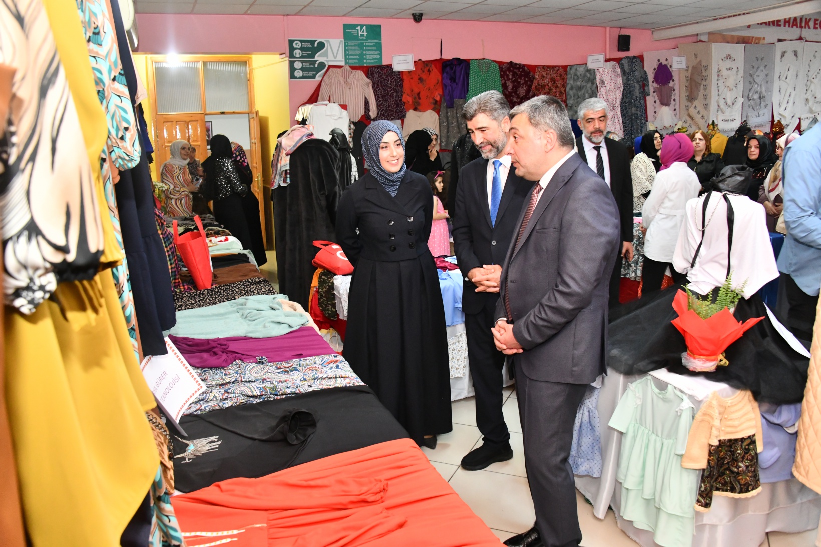 Halk Eğitimi Merkezinde bir yıllık emekler görücüye çıktı 24