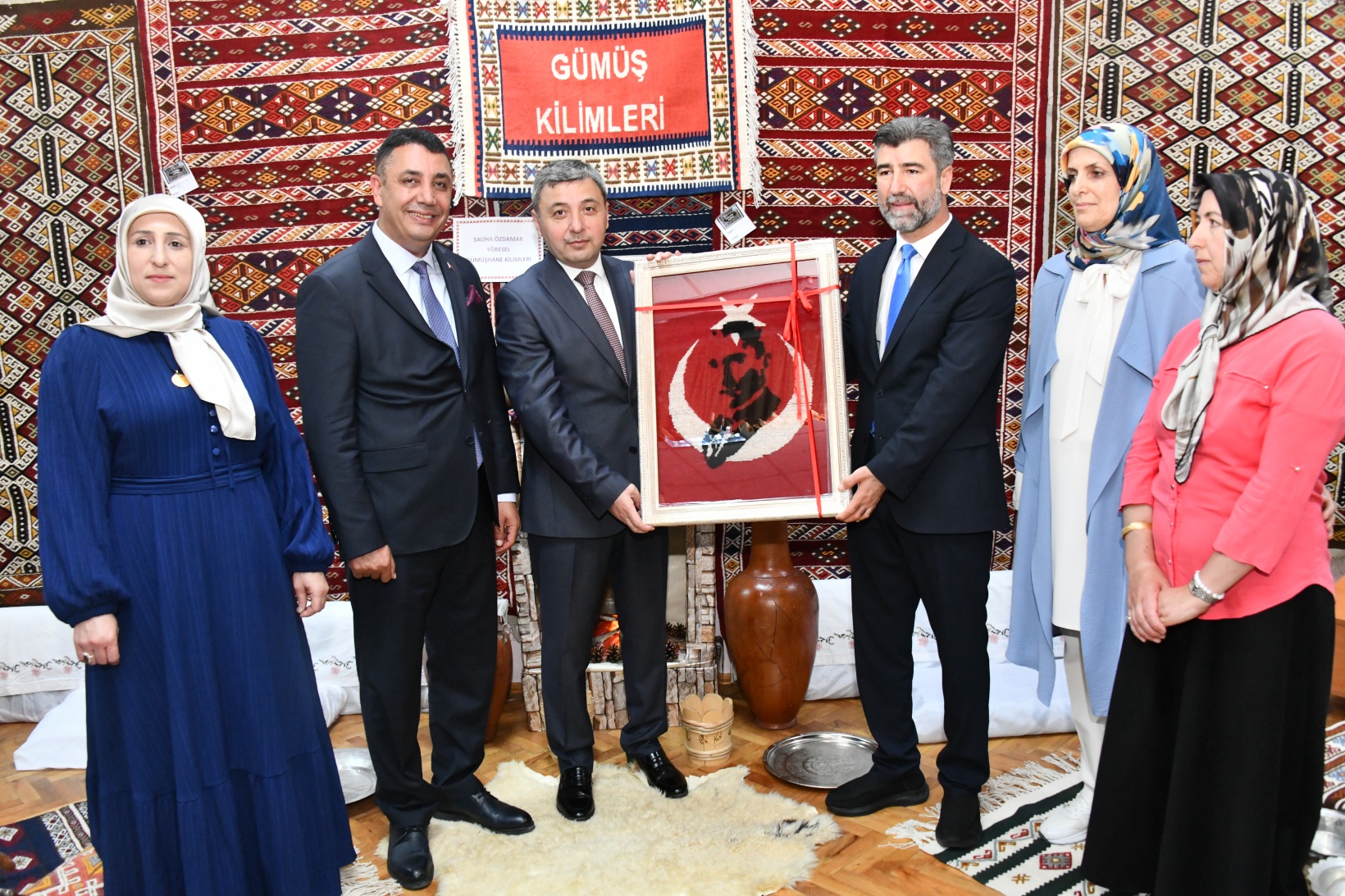 Halk Eğitimi Merkezinde bir yıllık emekler görücüye çıktı 13