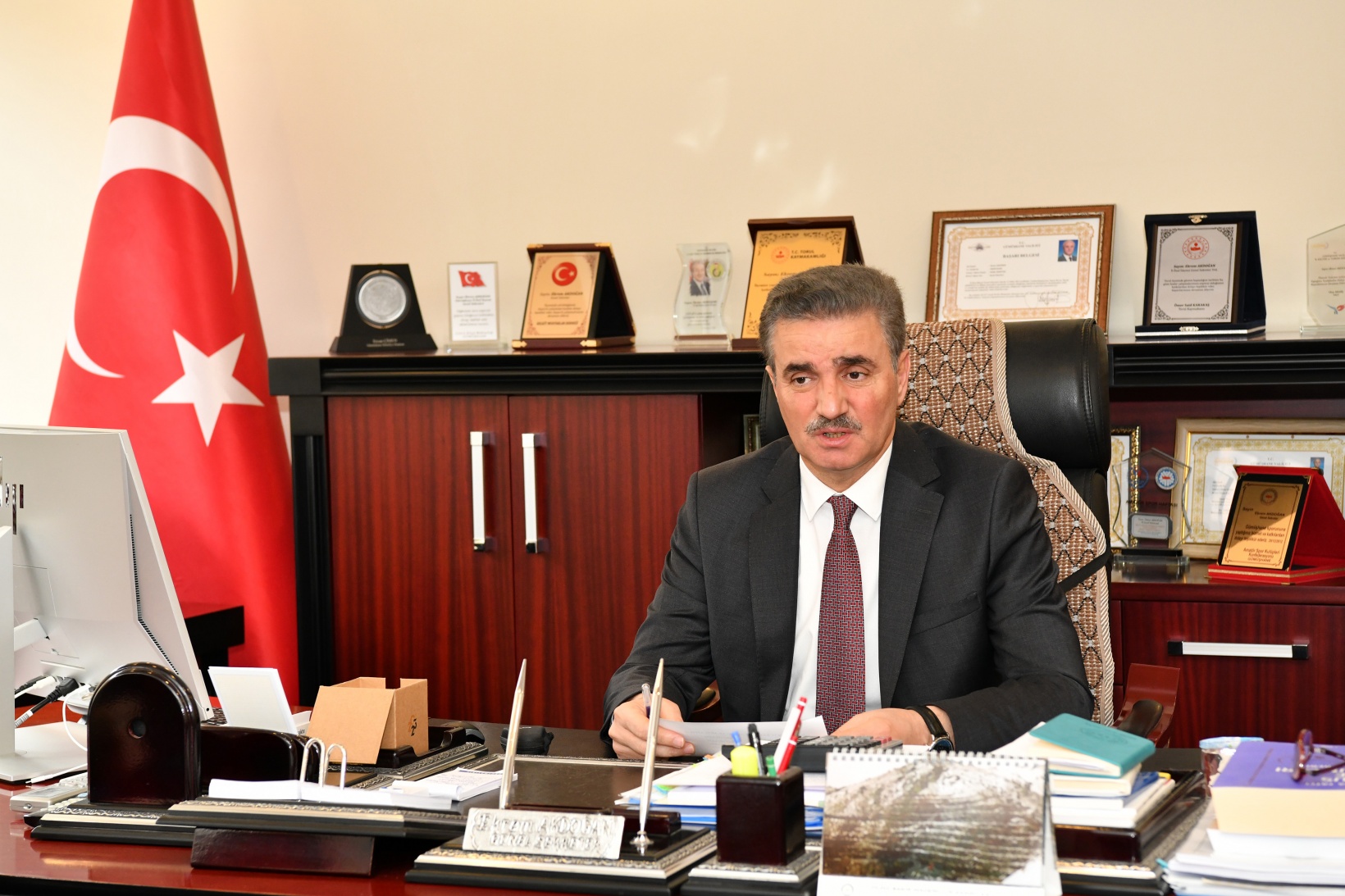 Vali Baruş, İl Özel İdaresi’nde 2025 projelerini değerlendirdi 5