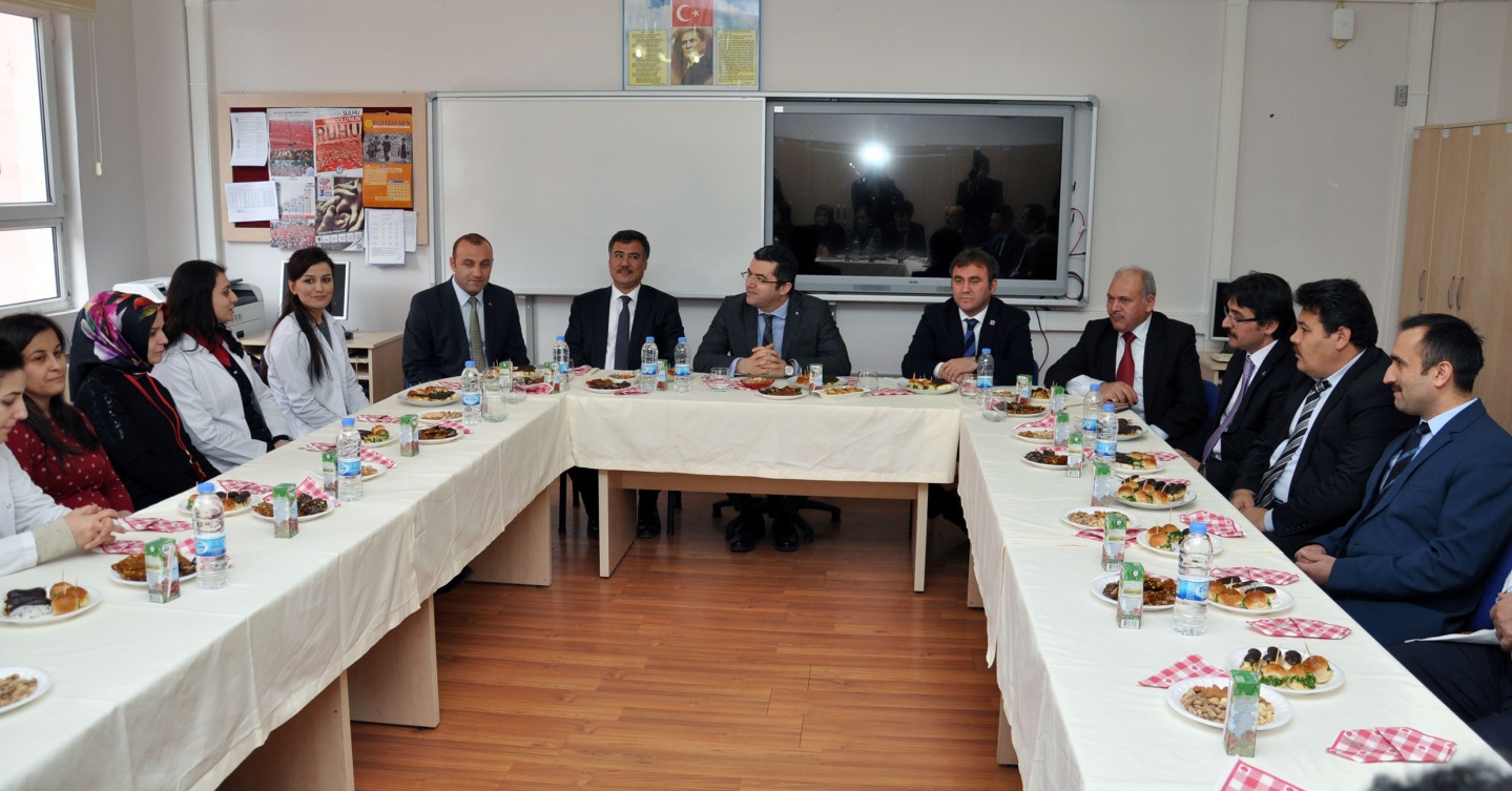 Dumlupınar İlkokulundan dönem sonu programı 25
