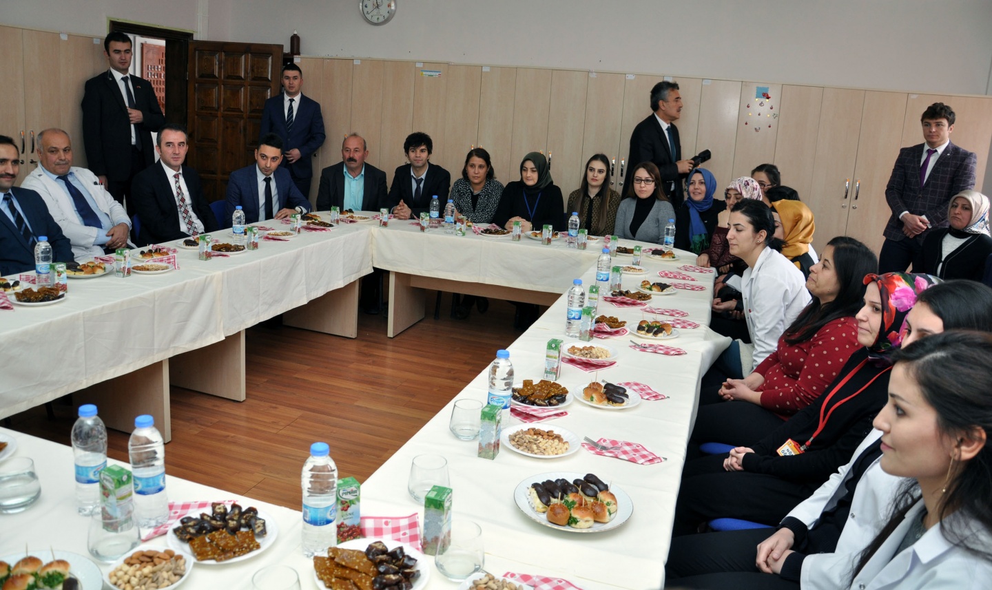Dumlupınar İlkokulundan dönem sonu programı 23