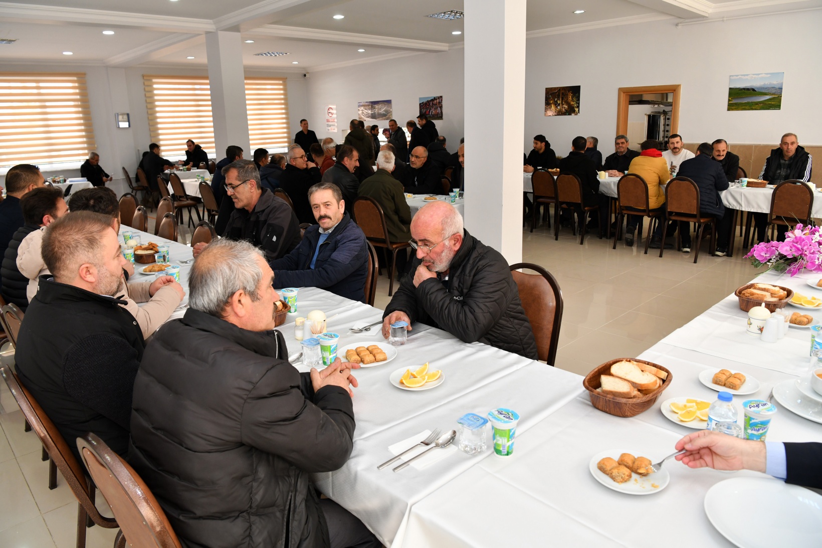 Vali Baruş, İl Özel İdaresi’nde 2025 projelerini değerlendirdi 4